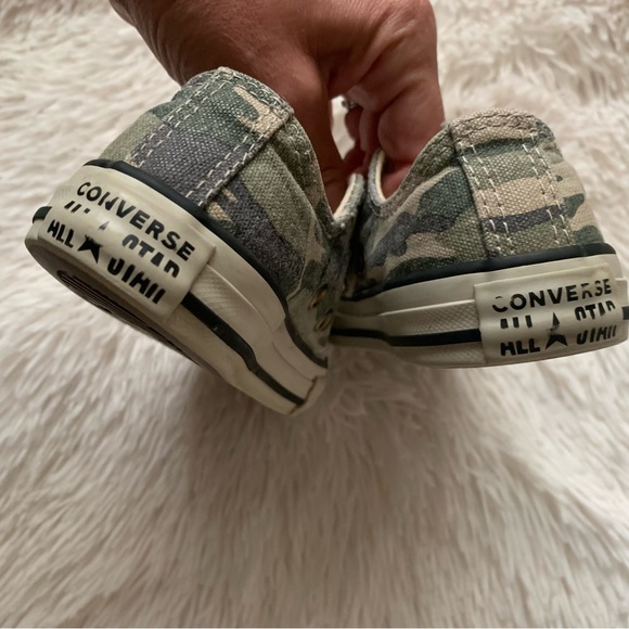 Converse Sneakers in Camo Print •Size 11 - Picture 5 of 7
